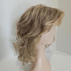 Estetica Designs Wig Women's Medium Blonde Adjustable